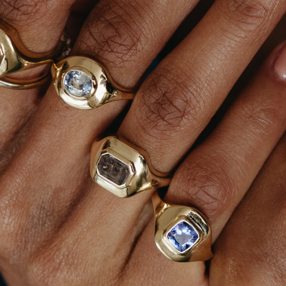 1.75ct Color-Change Sapphire Ripple Ring - Image 4