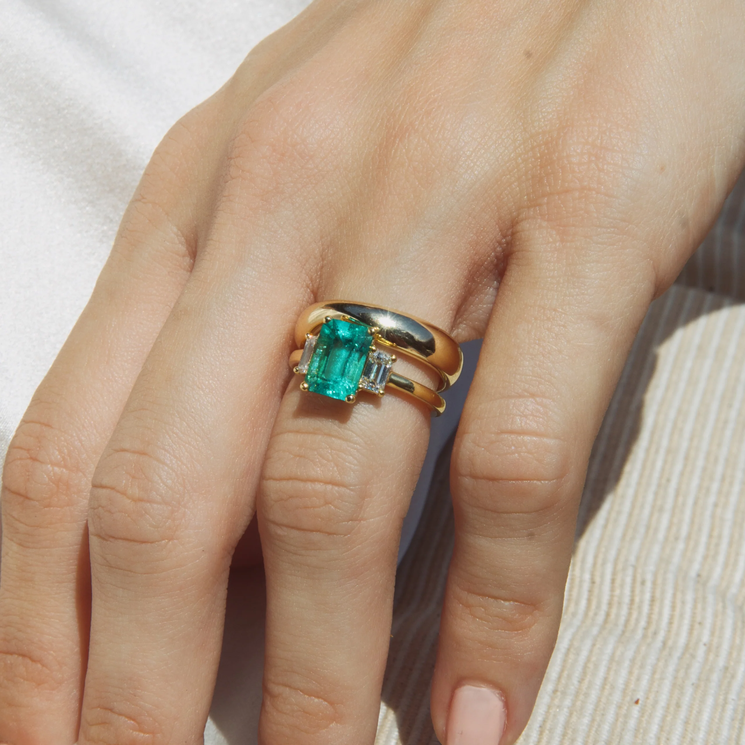 1.95ct Muzo Emerald and Diamond Three-Stone Ring - Image 2