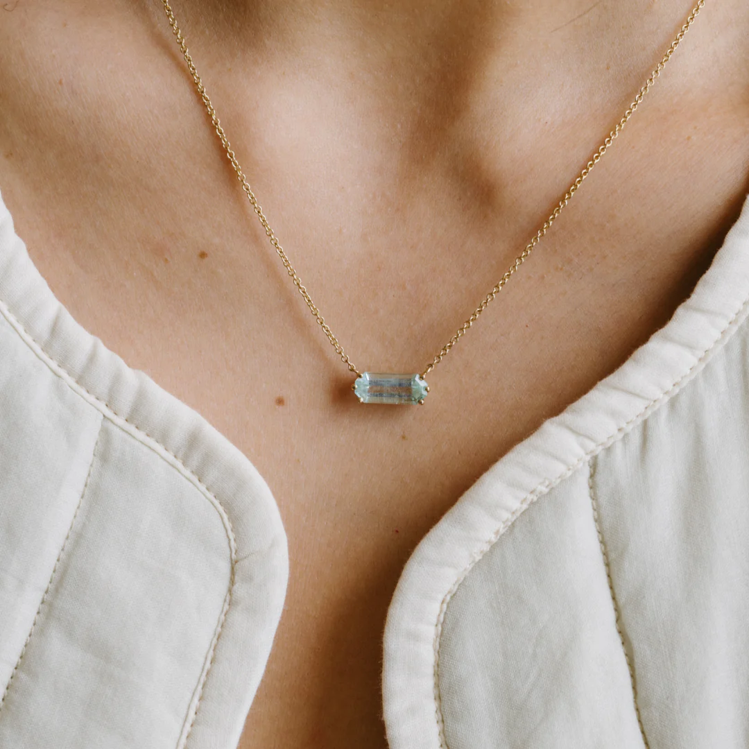 1.98ct Mint Beryl Prong Necklace - Image 2