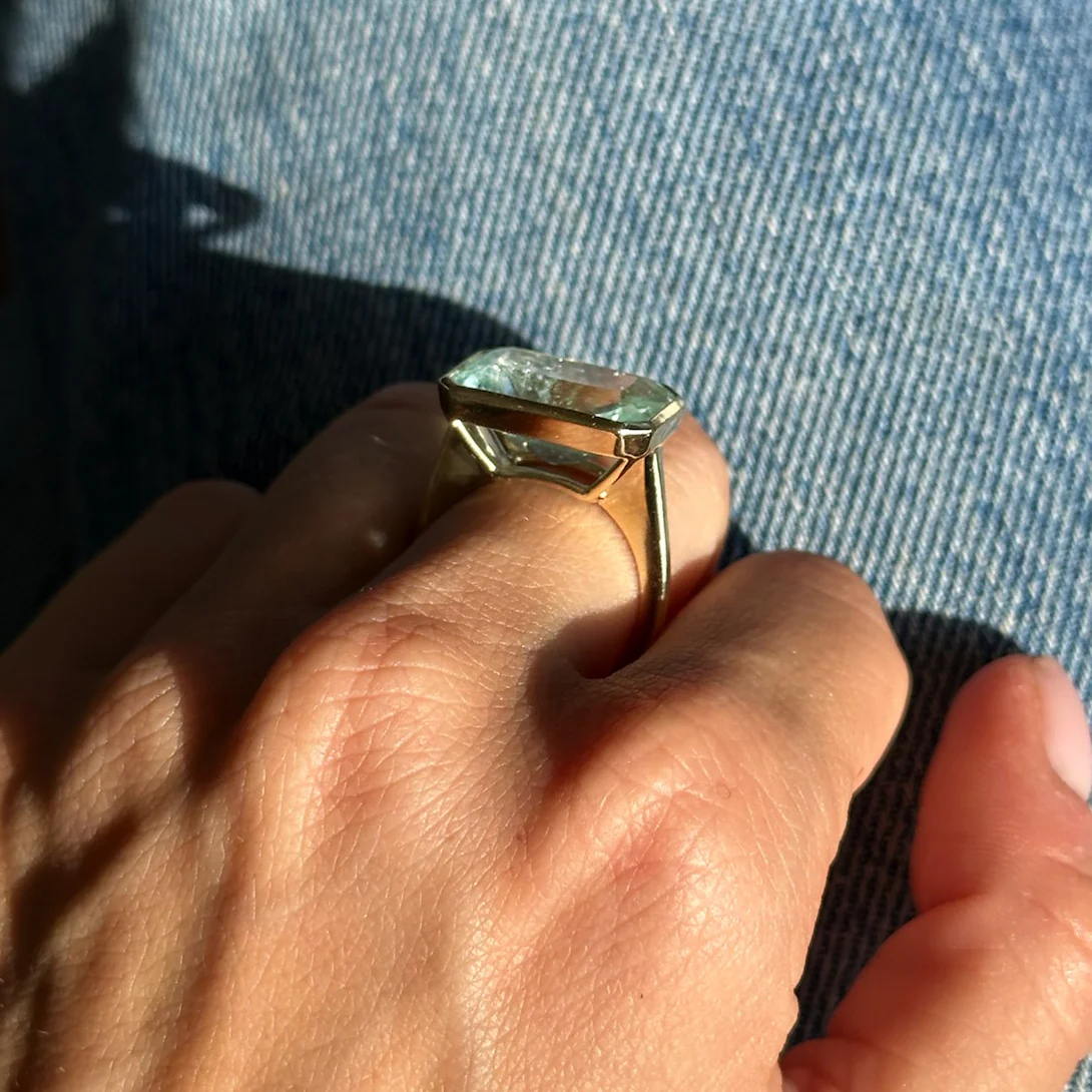 10.29CT RADIANT AQUAMARINE BEZEL RING - Image 6