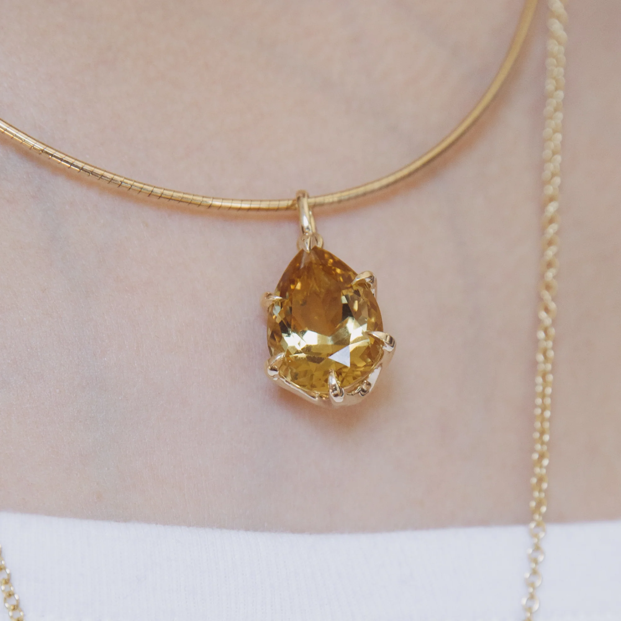 16.09ct Citrine Canelé Prong Charm - Image 5