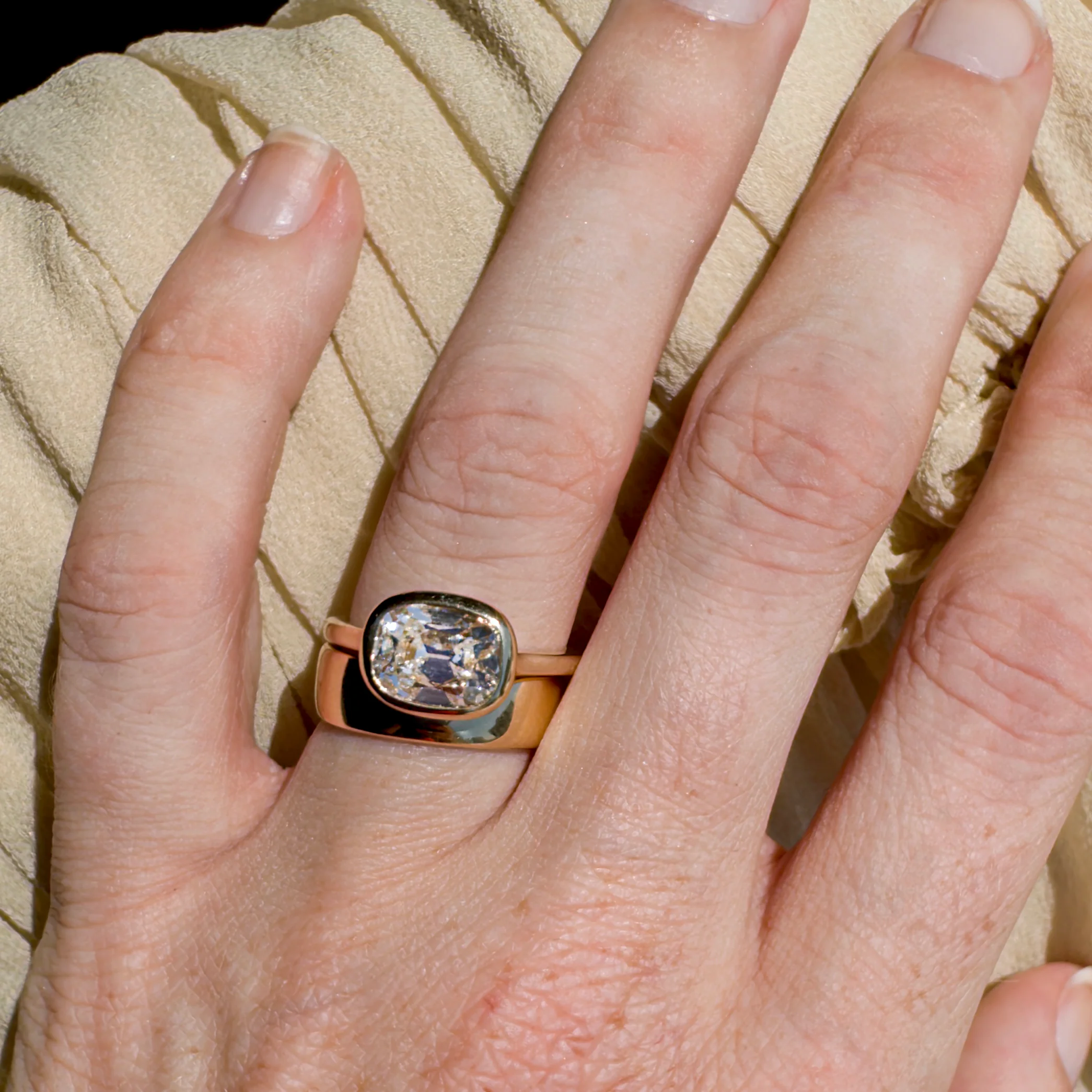 2.54ct Old Mine Cut Lab Diamond Bezel Ring - Image 5