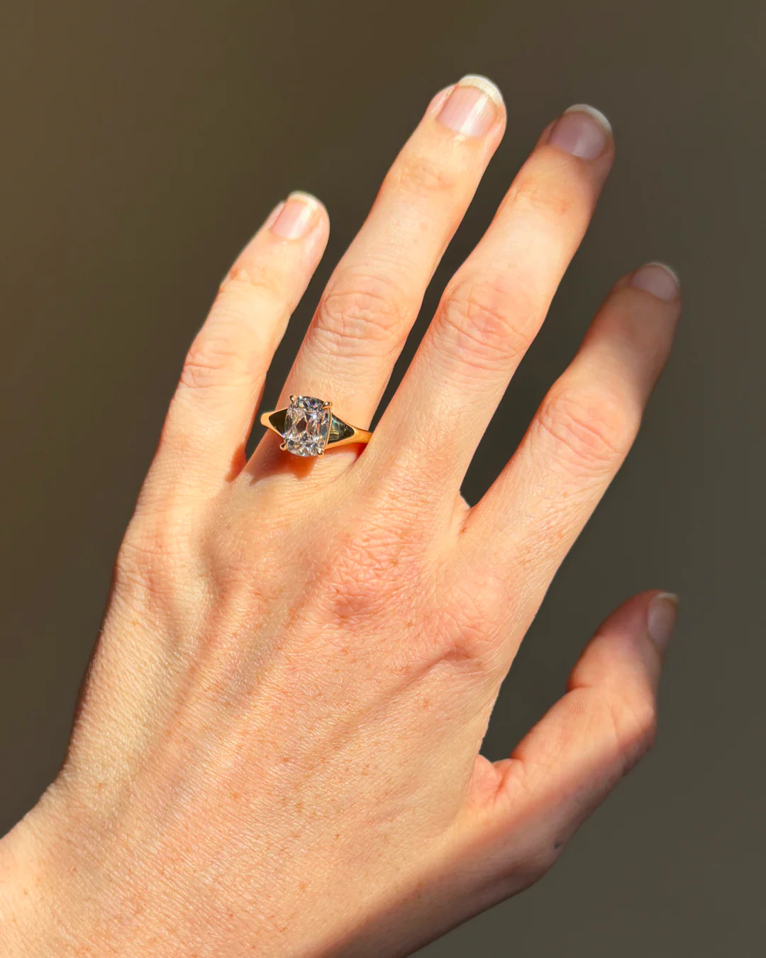 2.57ct Old Mine Cut Lab Dove Ring - Image 3