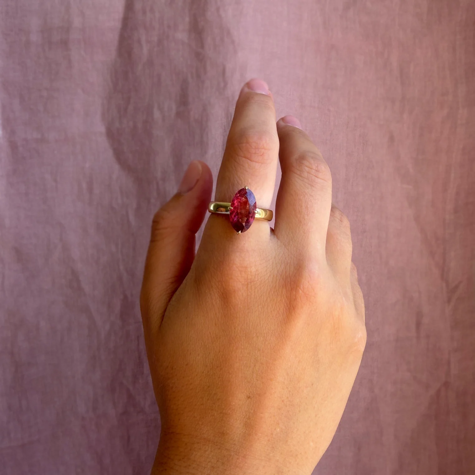 2.59ct Pink Tourmaline Oval Prong Ring - Image 4