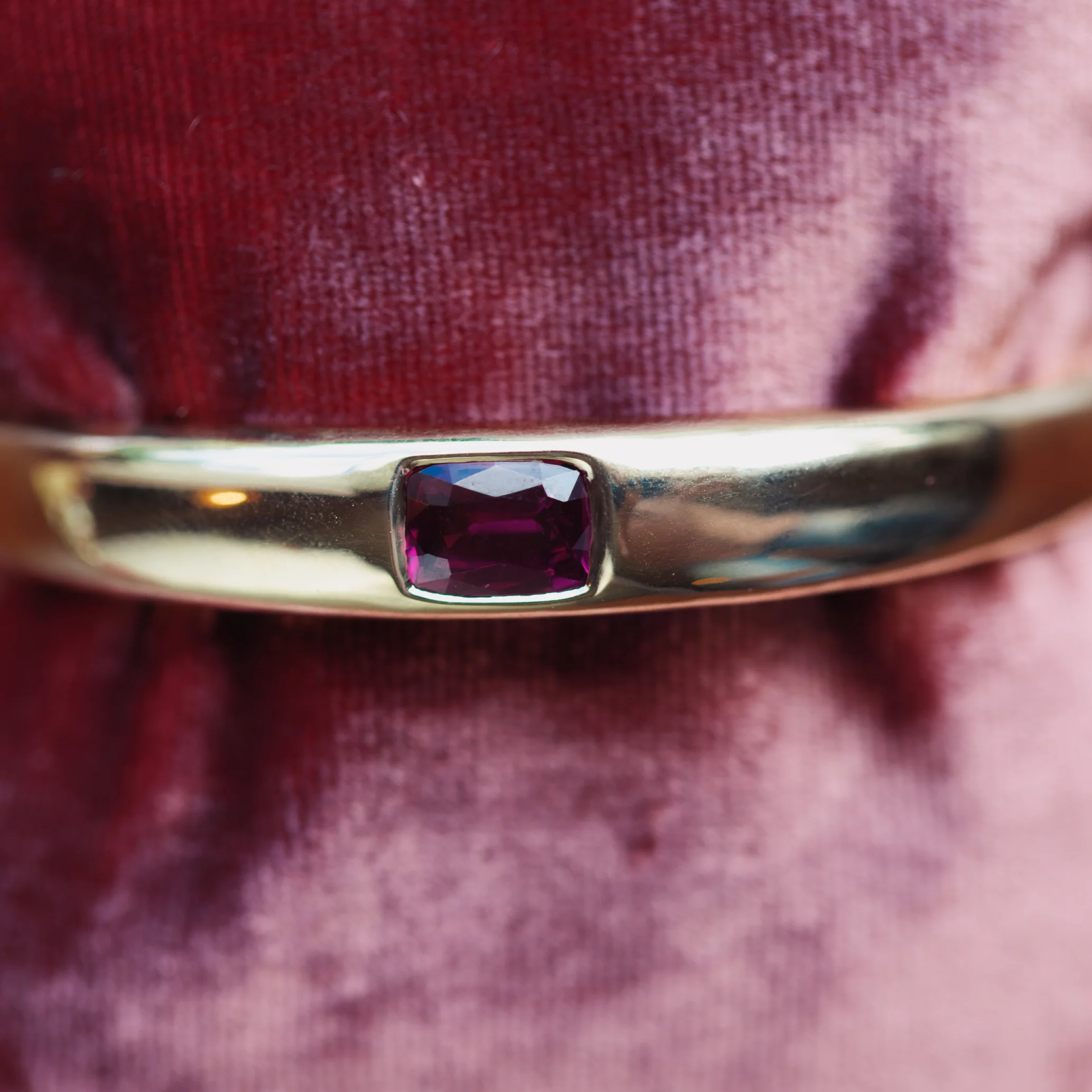 2.67ct Garnet Cloud Cuff - Image 3