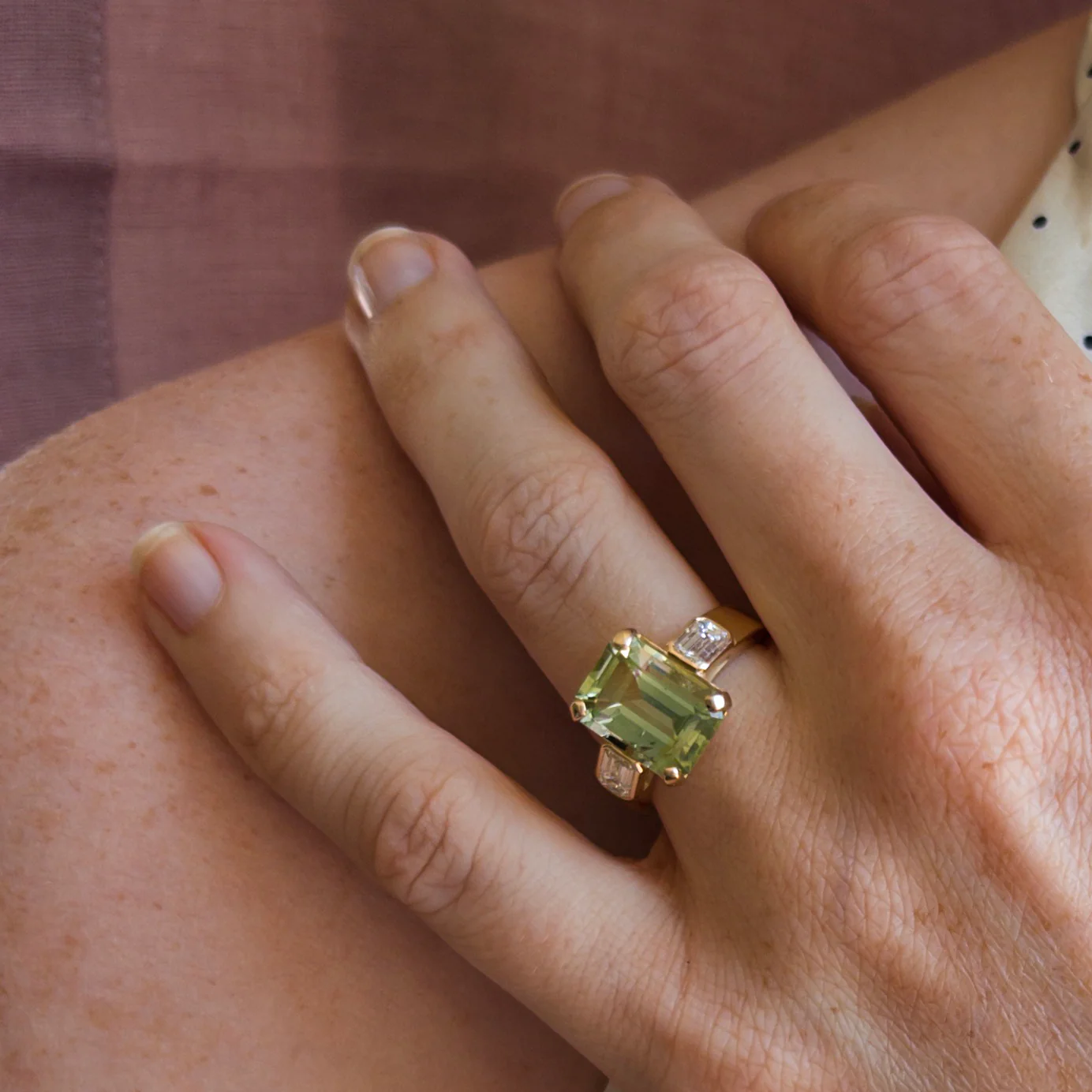 4.18ct Green Tourmaline & Diamond Three Stone Ring - Image 4