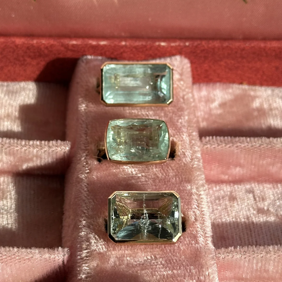 8.80ct Aquamarine Radiant Cut Bezel Ring - Image 4
