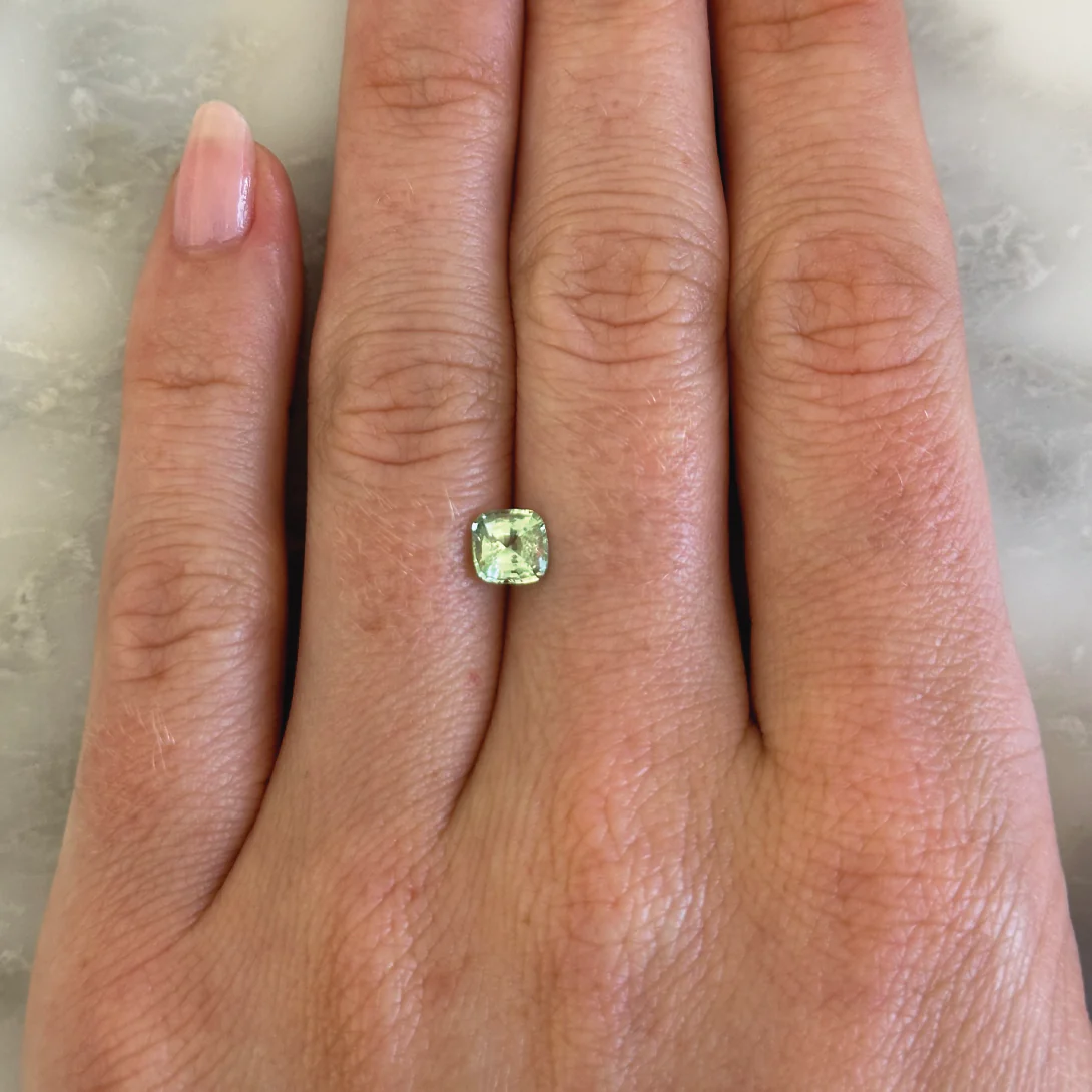 BESPOKE 1.18CT MINT TSAVORITE GARNET - Image 4