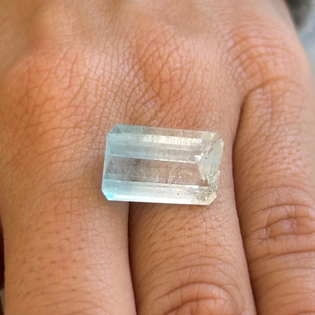 BESPOKE 12.14CT BICOLOR BLUE TOPAZ - Image 4