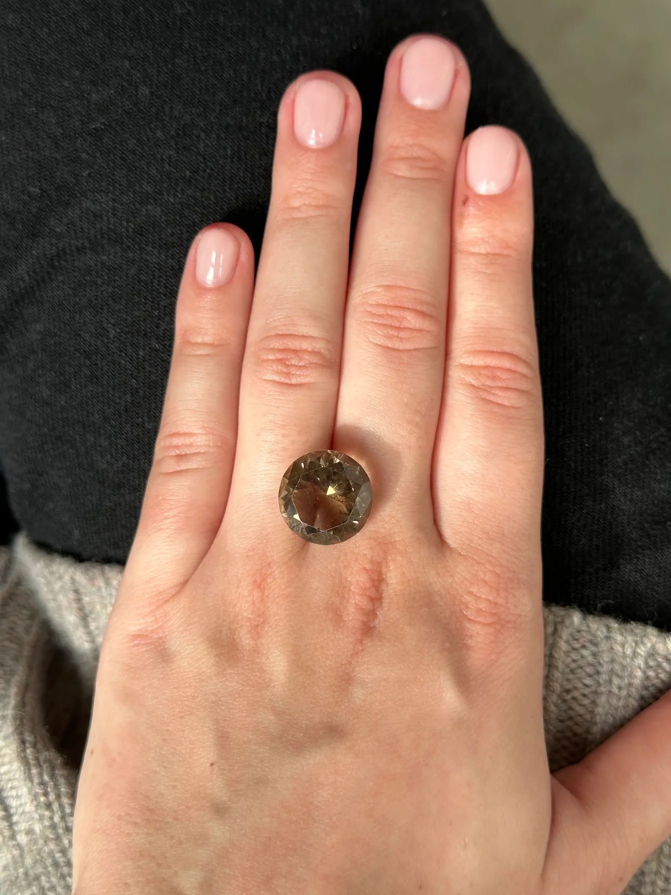 Bespoke 12.36ct Smokey Quartz Round Cut - Image 2
