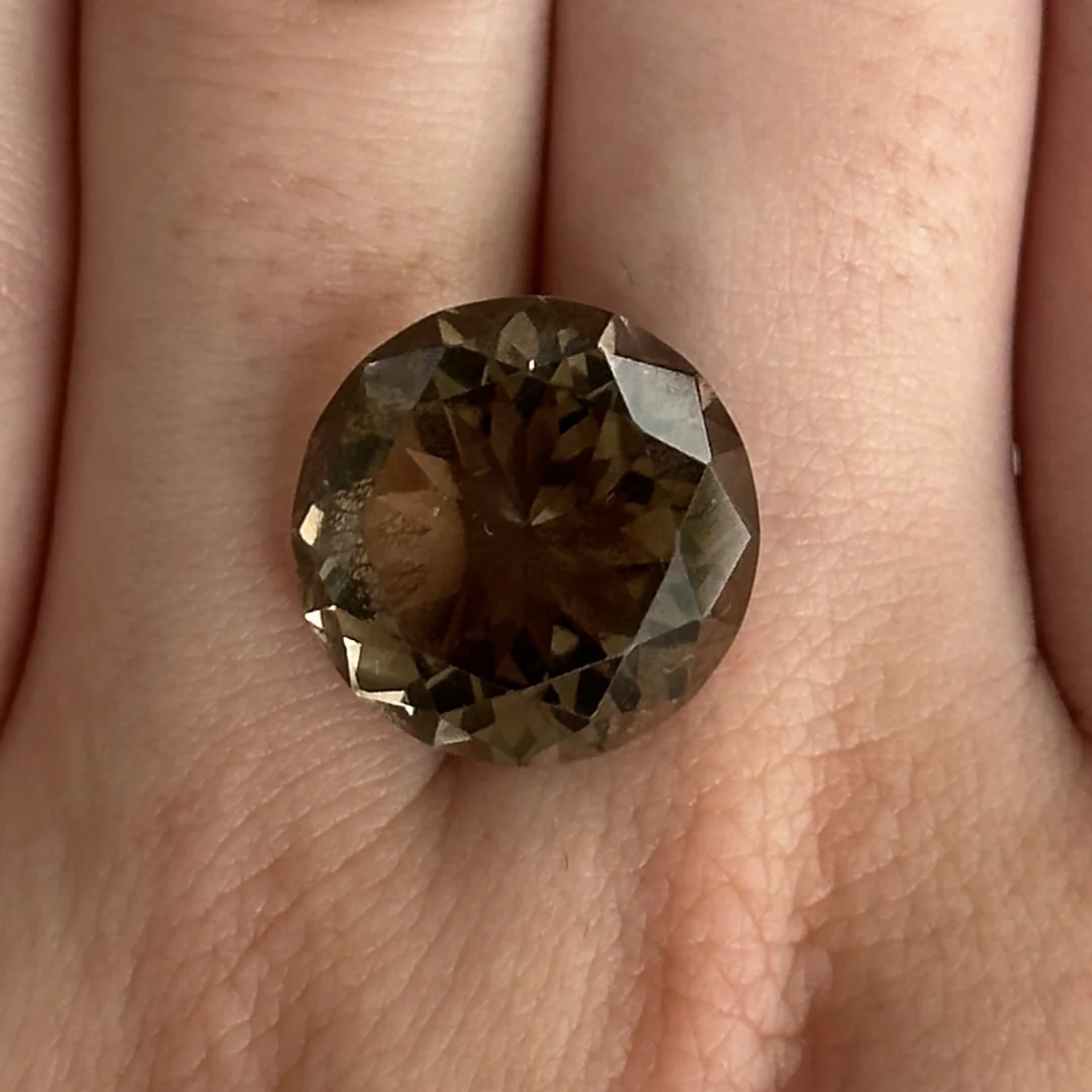 Bespoke 12.36ct Smokey Quartz Round Cut - Image 3