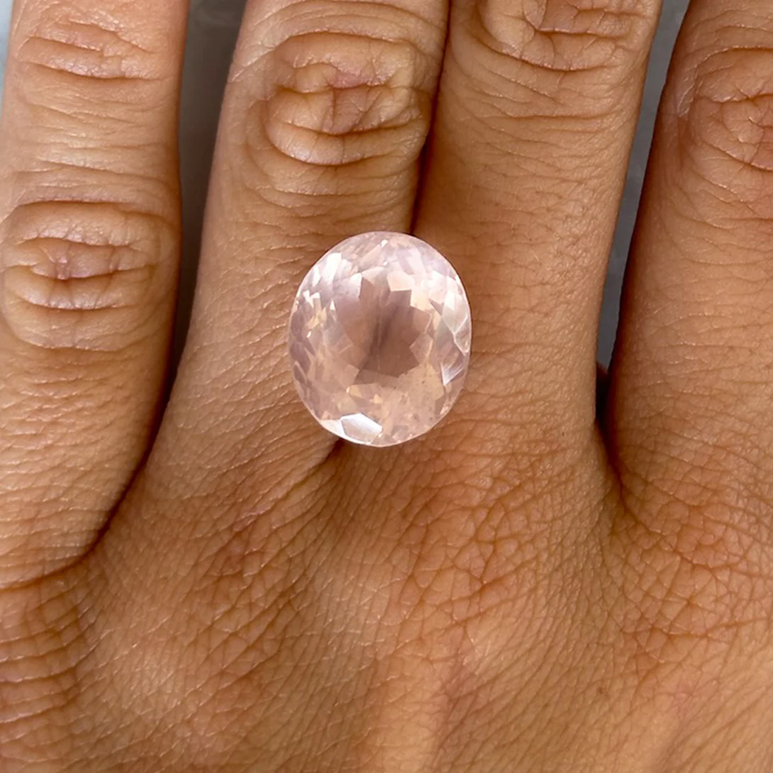 BESPOKE 13.86CT ROSE QUARTZ - Image 2