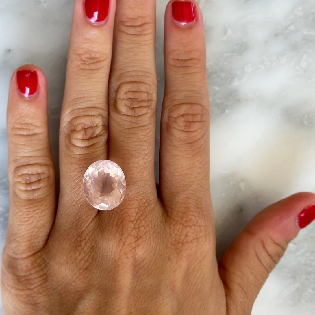 BESPOKE 13.86CT ROSE QUARTZ - Image 3