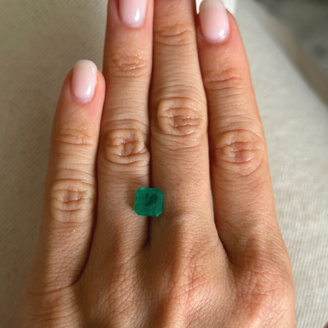 BESPOKE 2.42CT ZAMBIAN EMERALD - Image 4