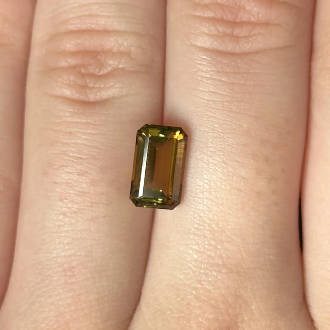Bespoke 2.52ct Bi-Color Green-Yellow Tourmaline - Image 4