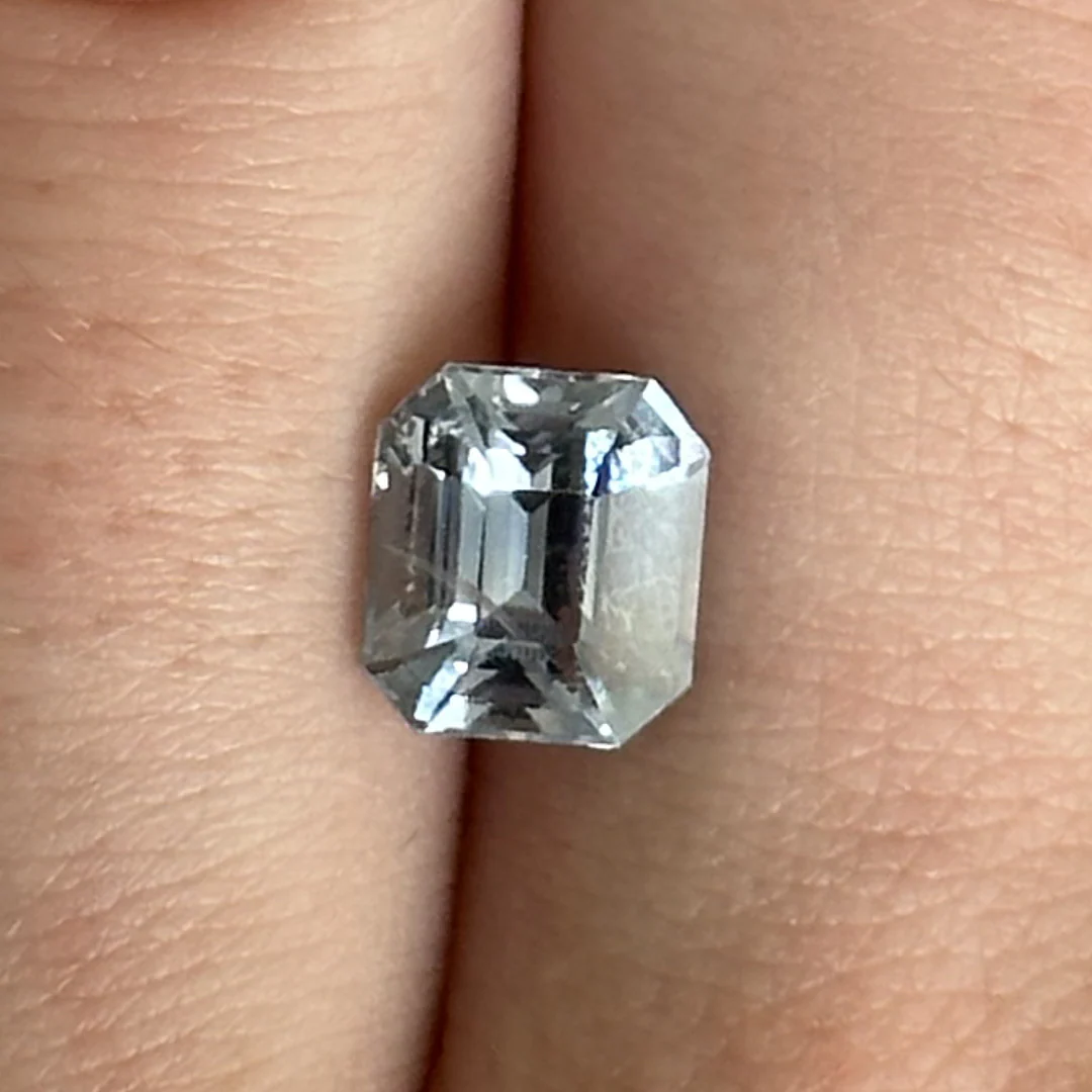 Bespoke 2.58ct Pale Light Blue Sapphire Asscher Cut - Image 2