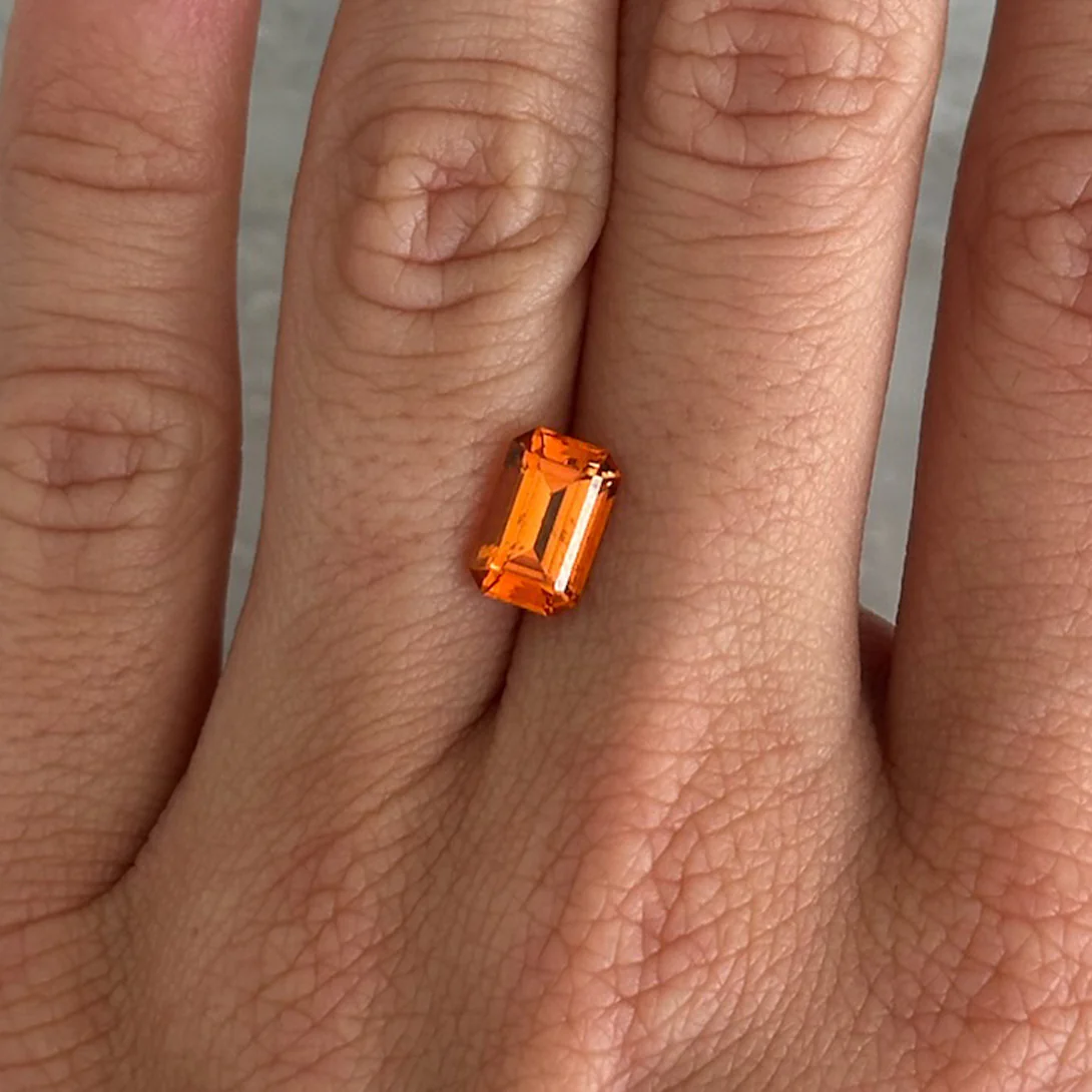 Bespoke 2.57ct Anza Spessartine Garnet - Image 5