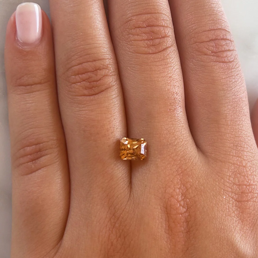 BESPOKE 2.73CT ZIRCON RING - Image 5