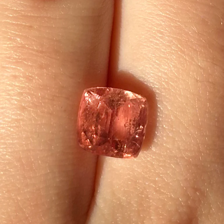 Bespoke 2.82ct Imperial Topaz - Image 2