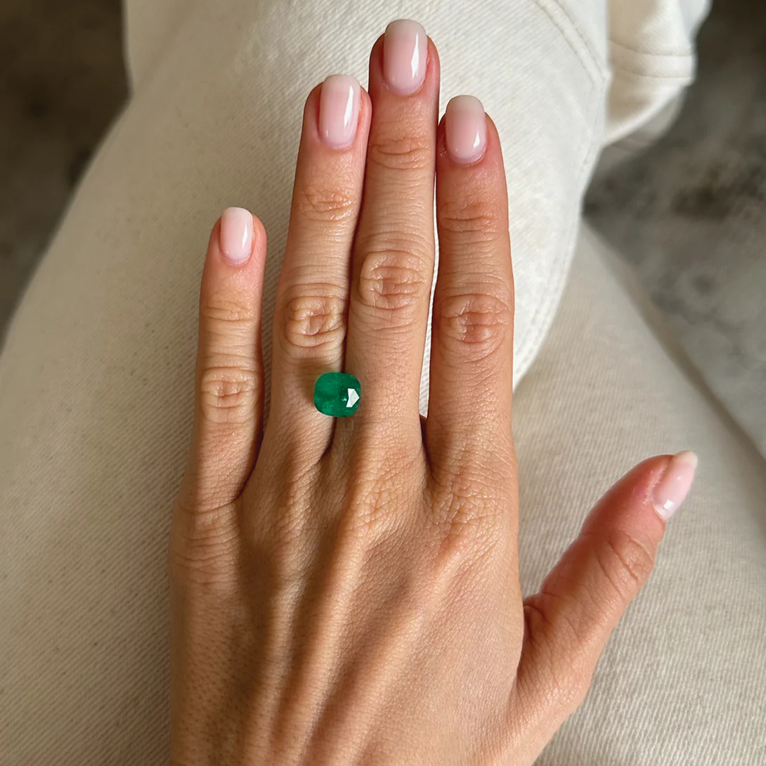 BESPOKE 3.34CT ZAMBIAN EMERALD - Image 2