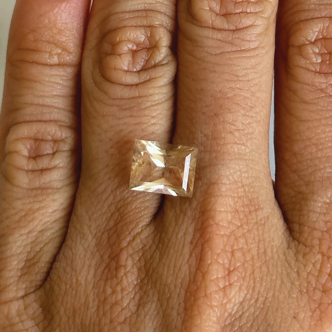 BESPOKE 3.50CT OREGON SUNSTONE - Image 3