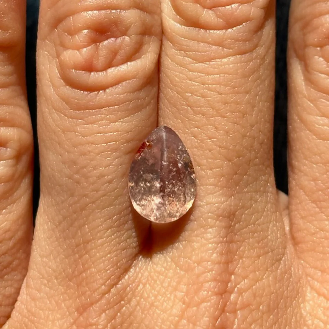 BESPOKE 4.22CT COLOR-SHIFT PEAR SAPPHIRE - Image 3