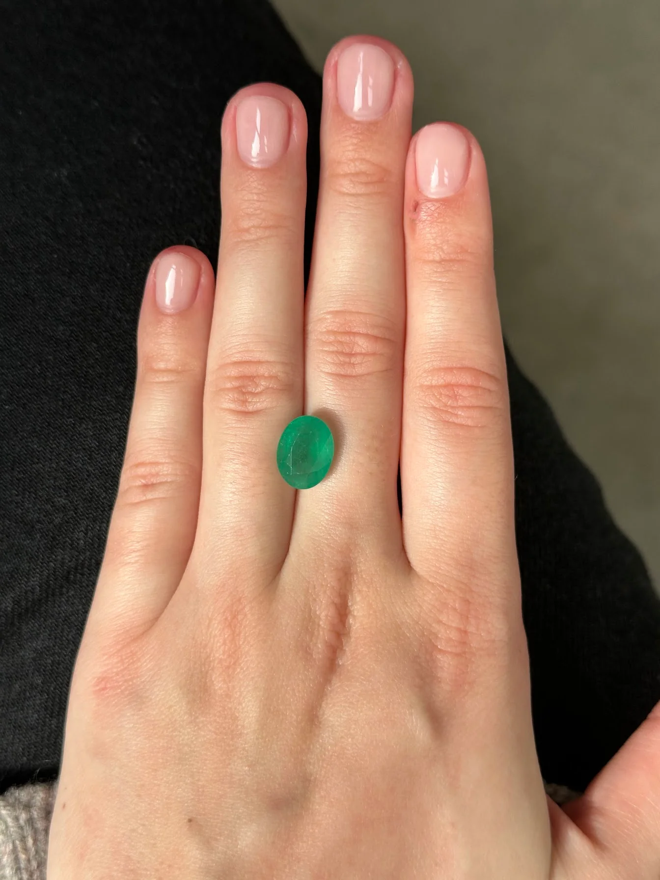 Bespoke 4.27ct Zambian Emerald Oval Cut - Image 2