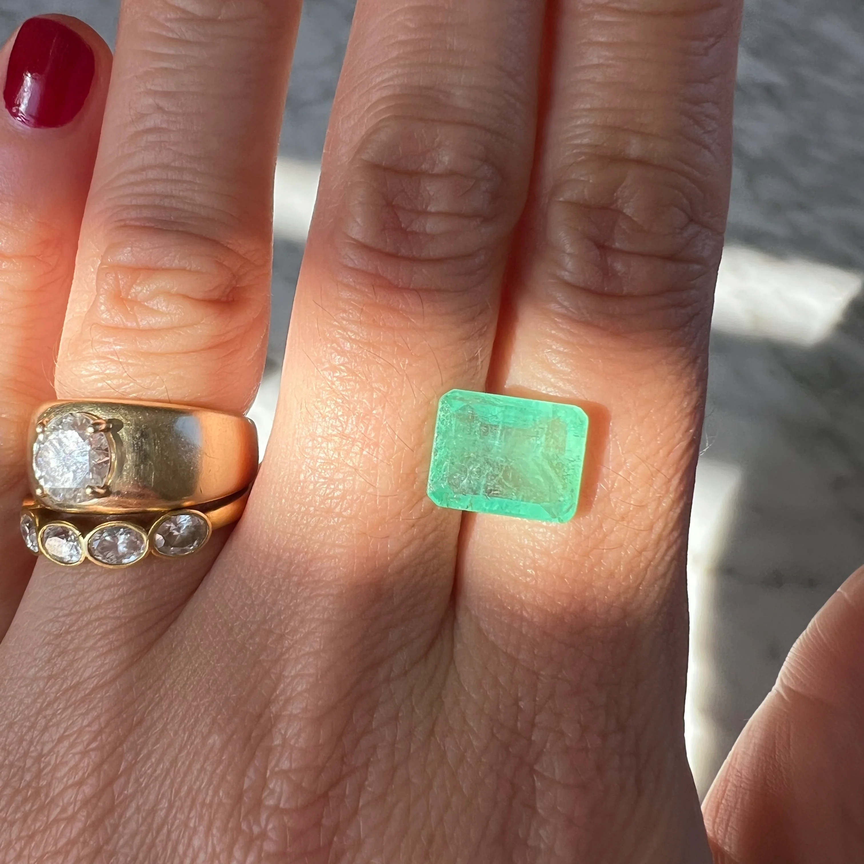 BESPOKE 4.37CT COLOMBIAN EMERALD - Image 2