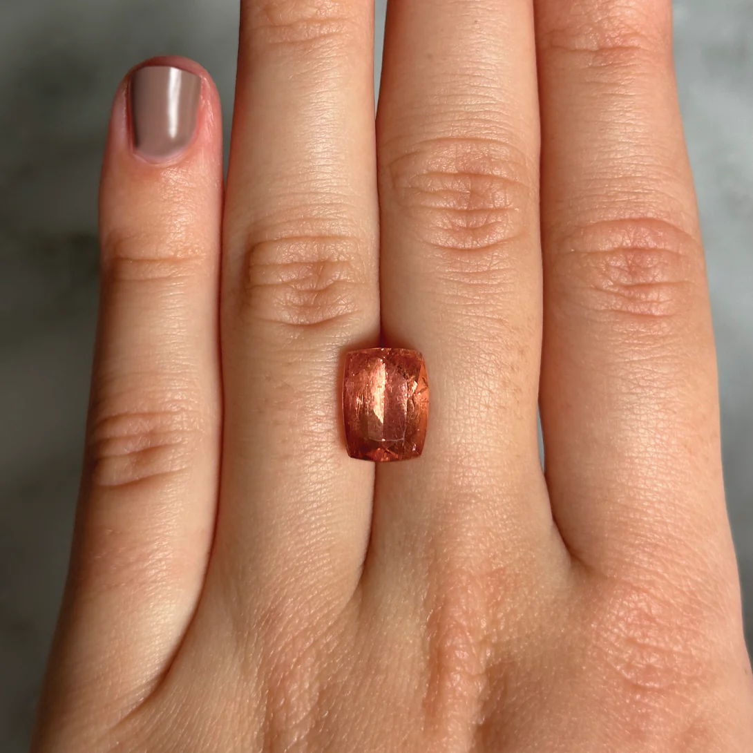Bespoke 5.81ct Imperial Topaz - Image 3