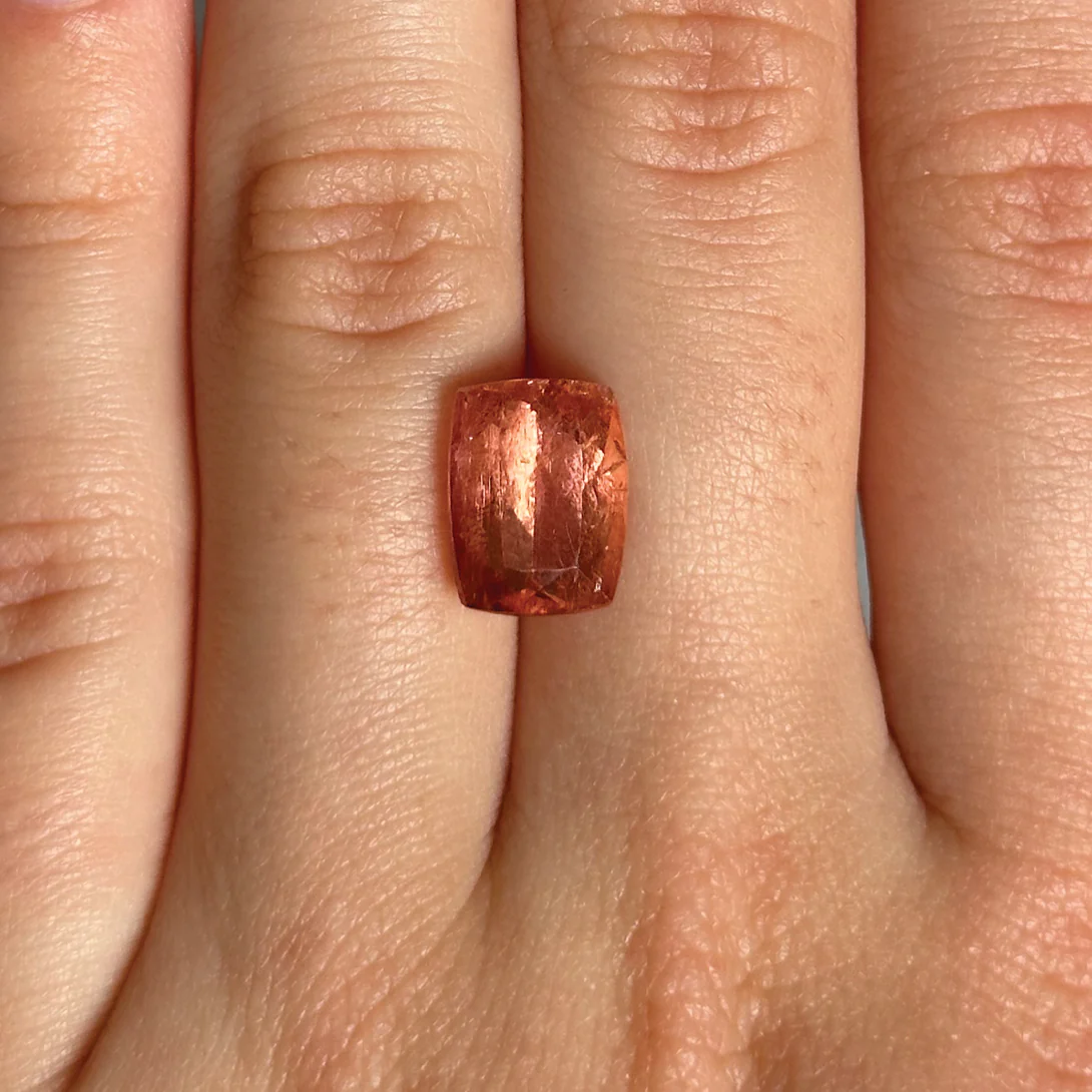Bespoke 5.81ct Imperial Topaz - Image 4