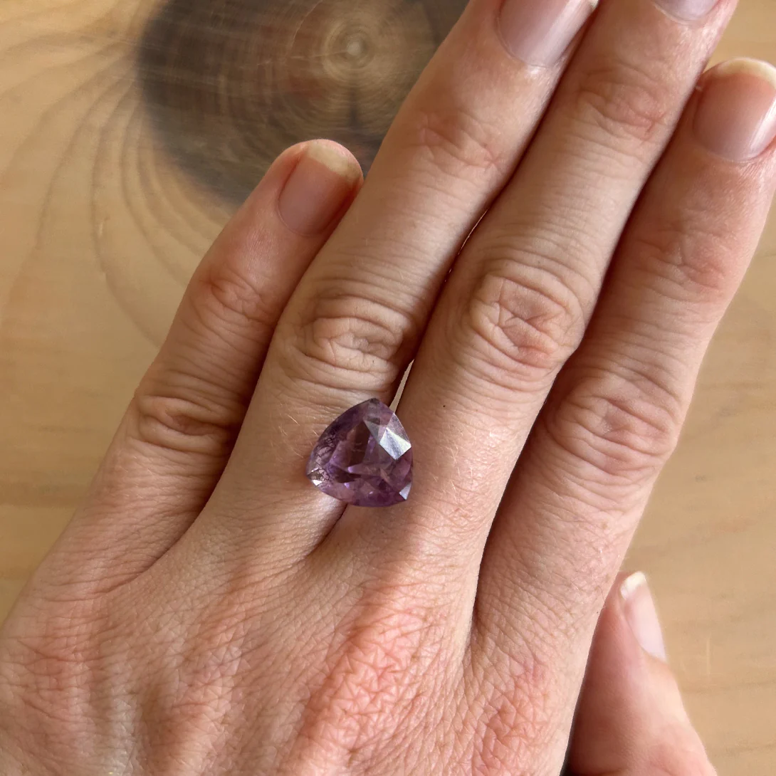 Bespoke 6.64ct Rutile Amethyst - Image 4