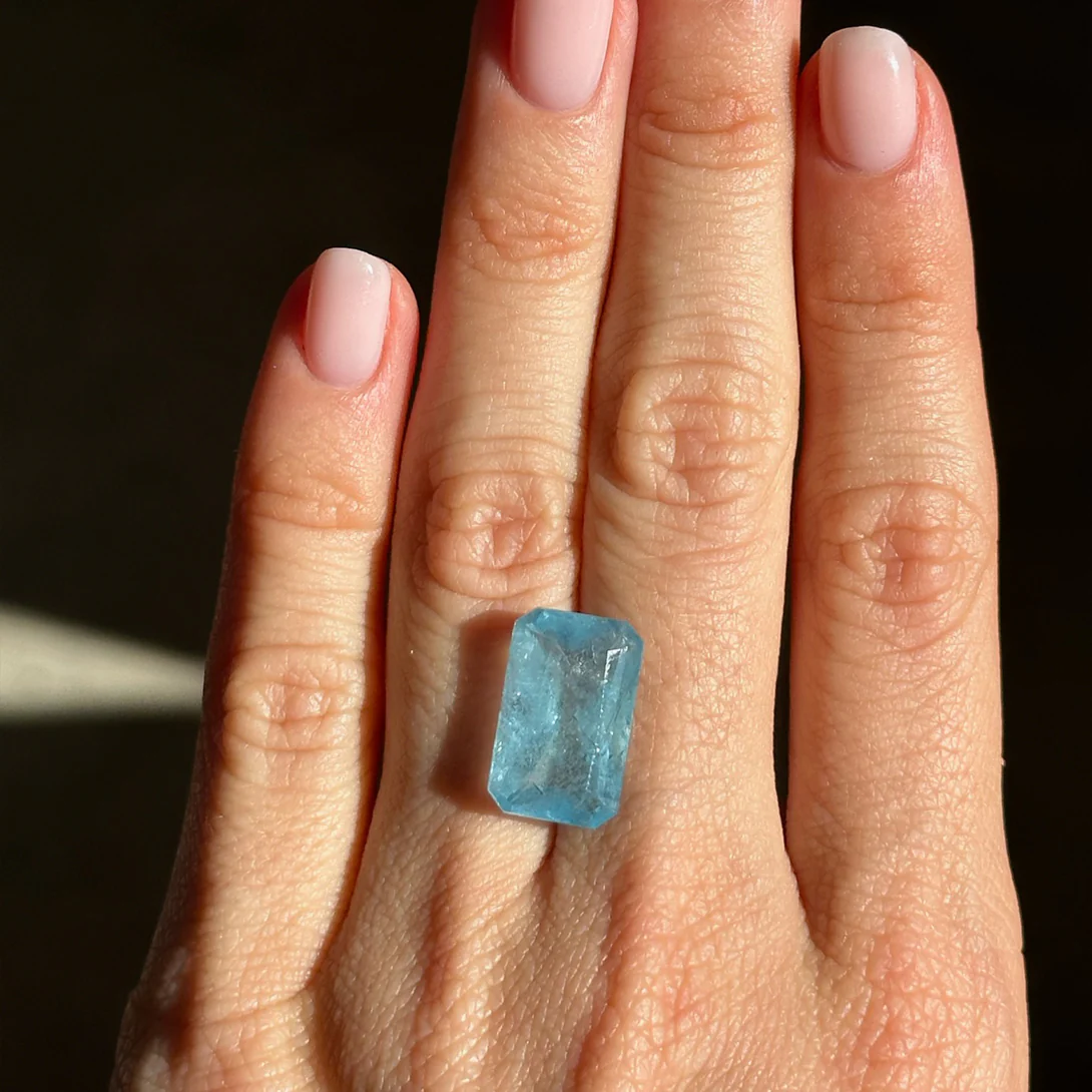 BESPOKE 8.18CT AQUAMARINE - Image 3