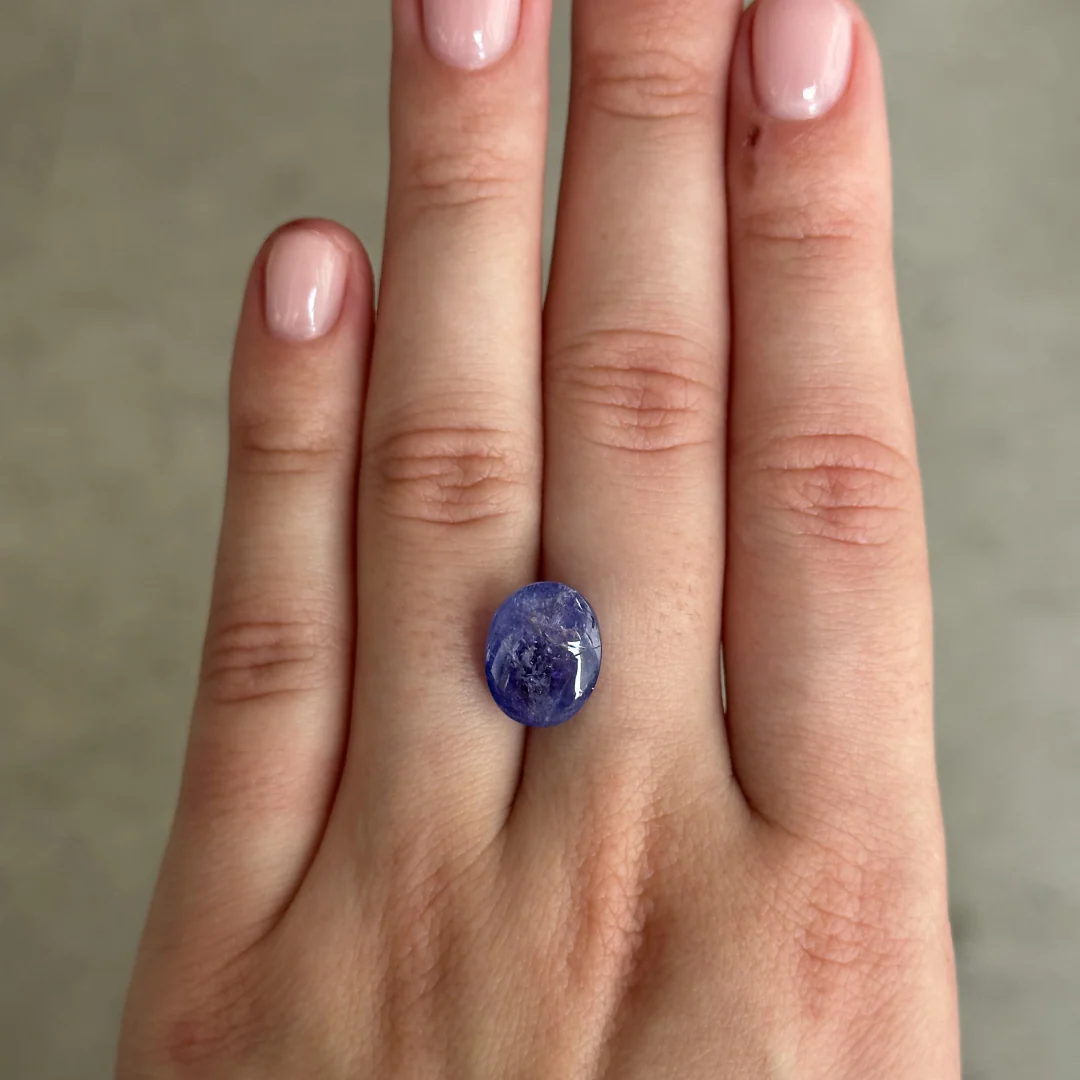 Bespoke 8.29ct Tanzanite Cabochon - Image 3