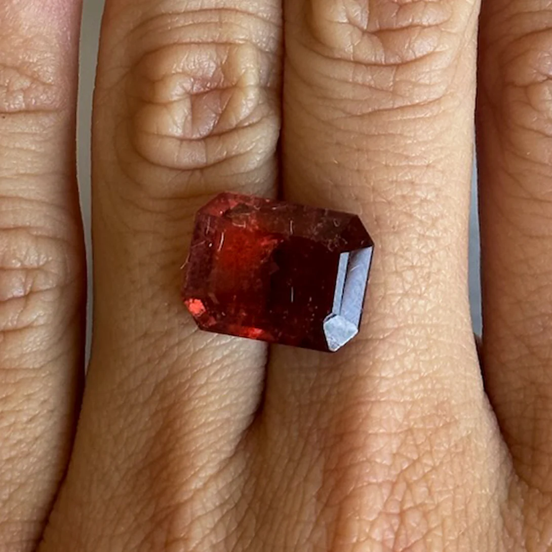 BESPOKE 8.30CT BROWNISH PINK TOURMALINE - Image 3