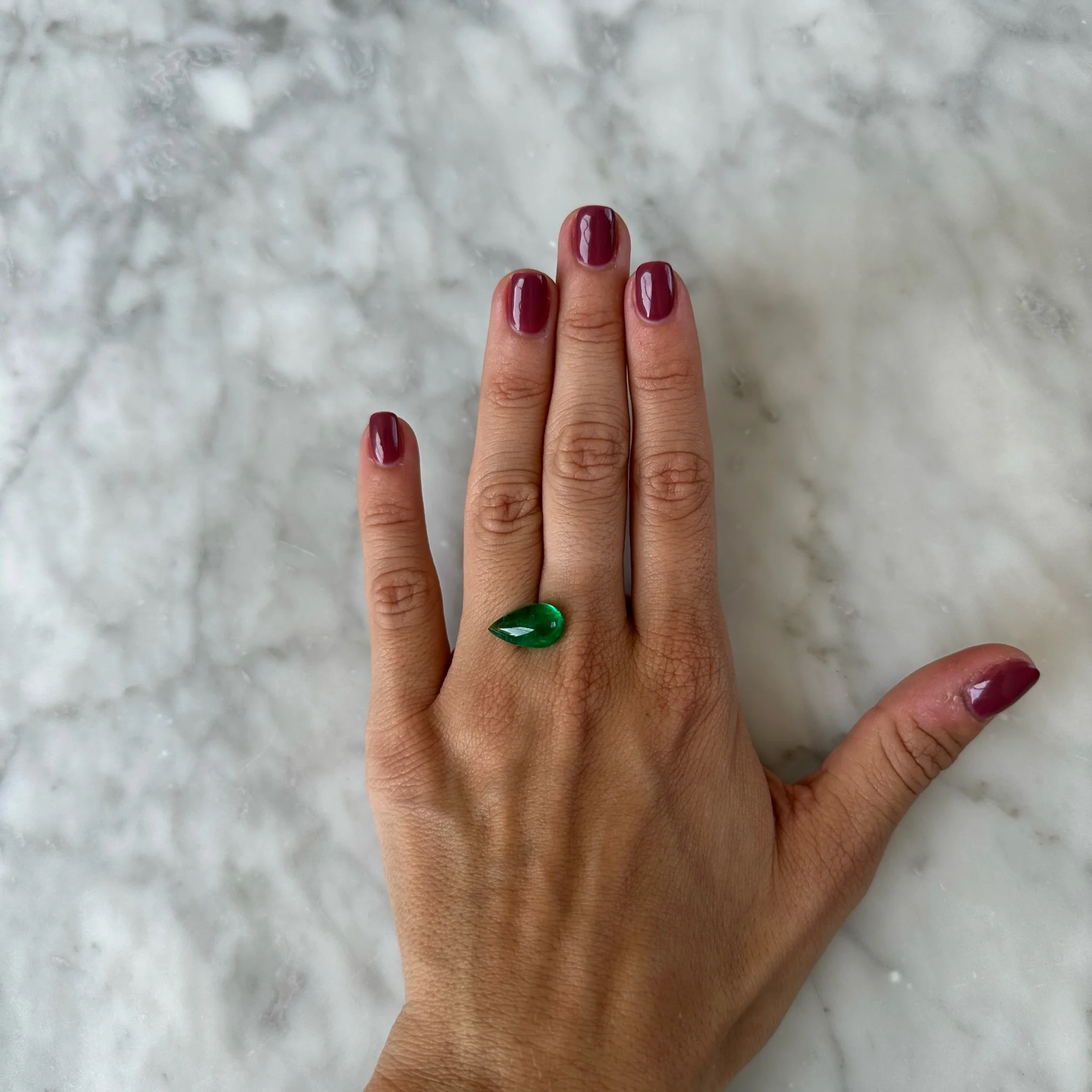 Bespoke 4.42ct Muzo Emerald Pear Cabochon - Image 4