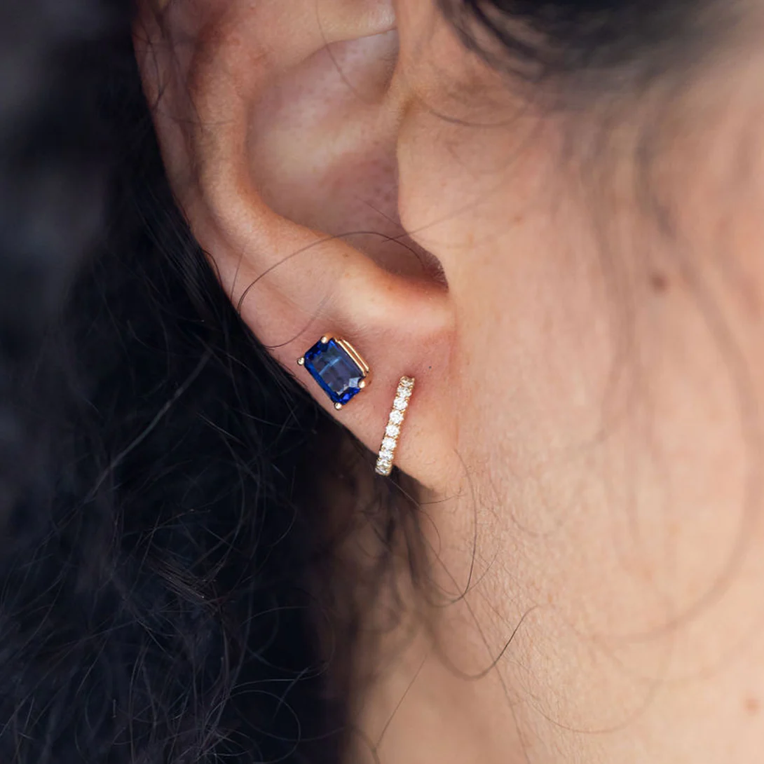 1.75ct Blue Sapphire Prong Set Earrings - Image 3