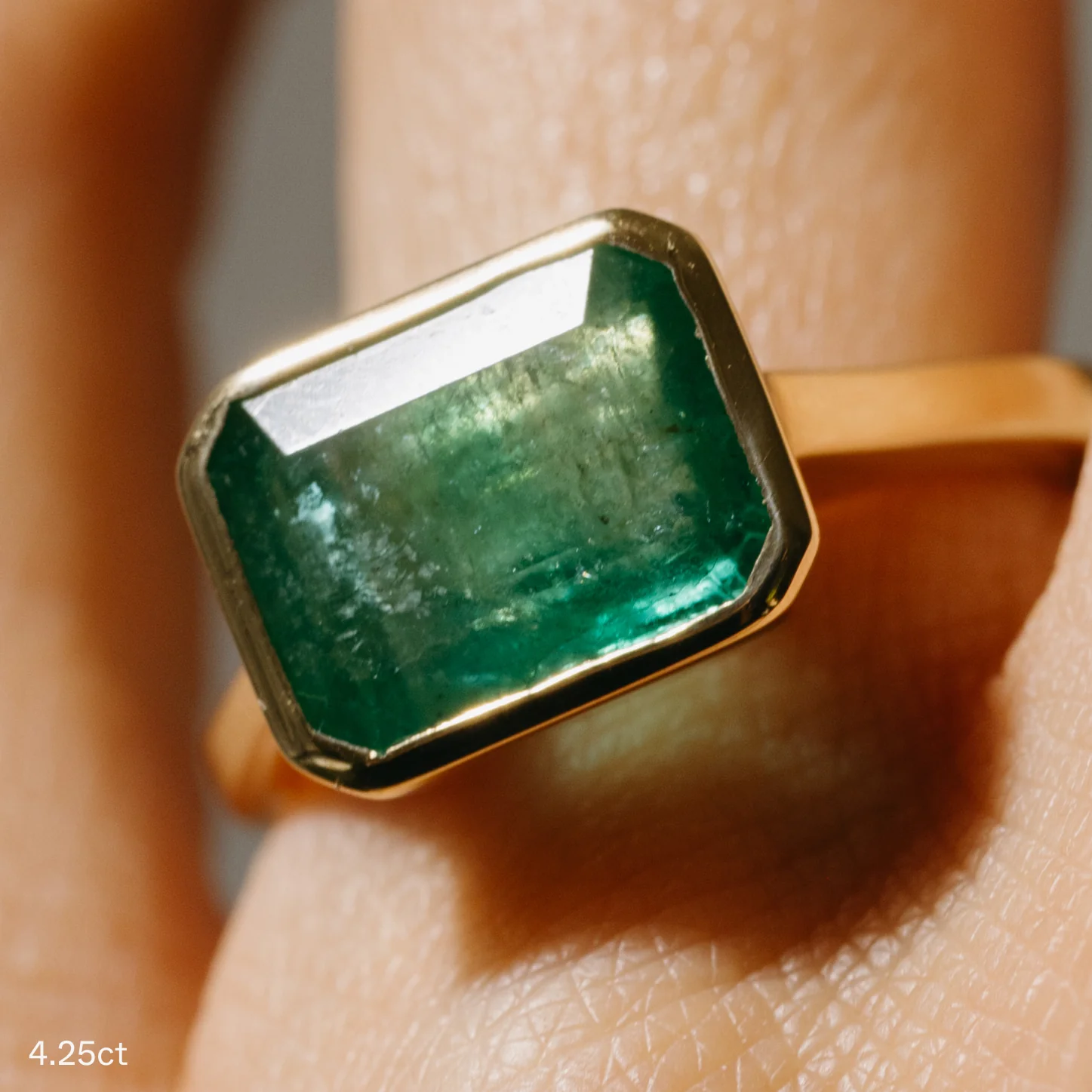 Emerald Solitaire Ring - Image 4