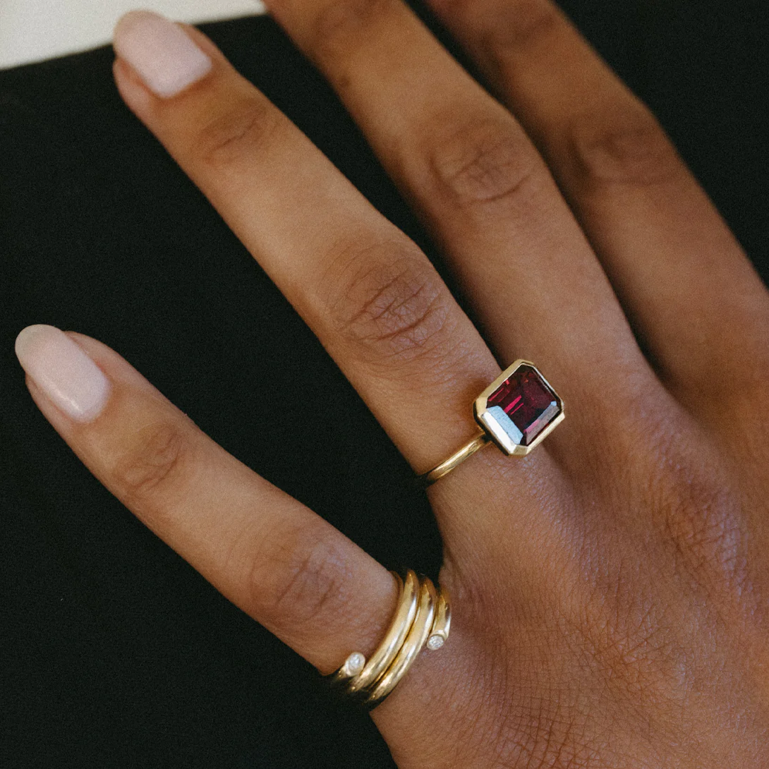 Garnet Julia Birthstone Ring - Image 5