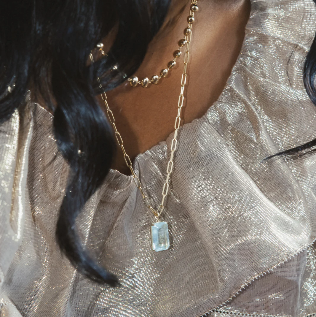 LARGE AQUAMARINE PRONG SET CHARM - Image 5