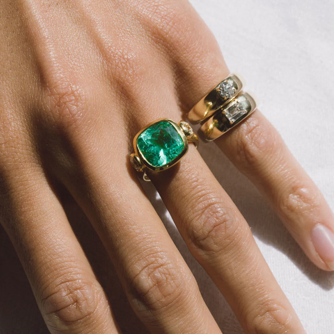 5.90ct Muzo Emerald Cushion Cut and Diamond Three Stone Ring - Image 6