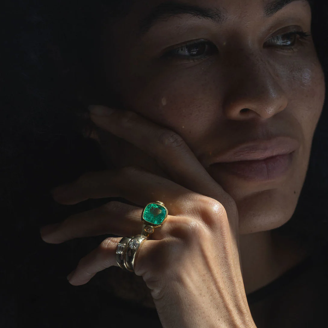 5.90ct Muzo Emerald Cushion Cut and Diamond Three Stone Ring - Image 7