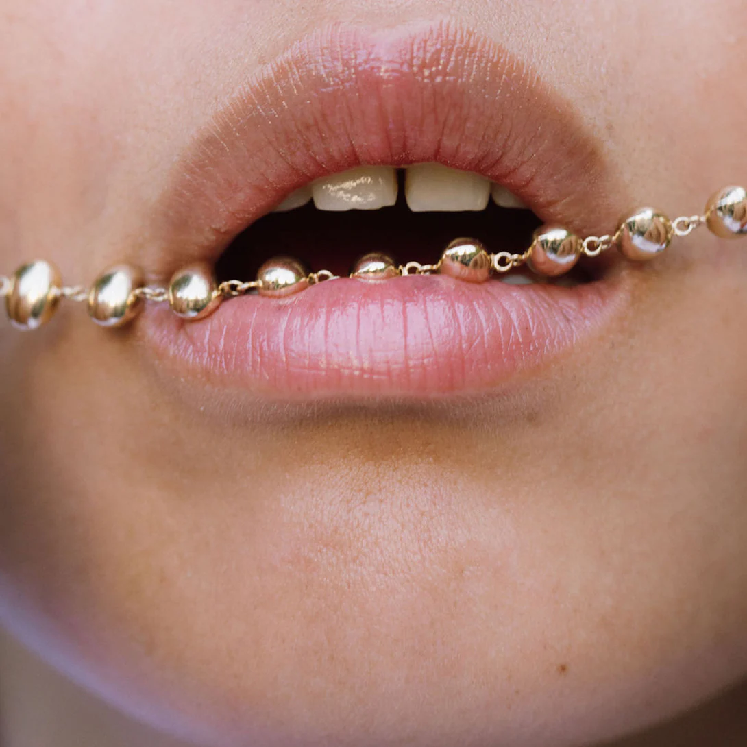 Oval Balloon Necklace - Image 4