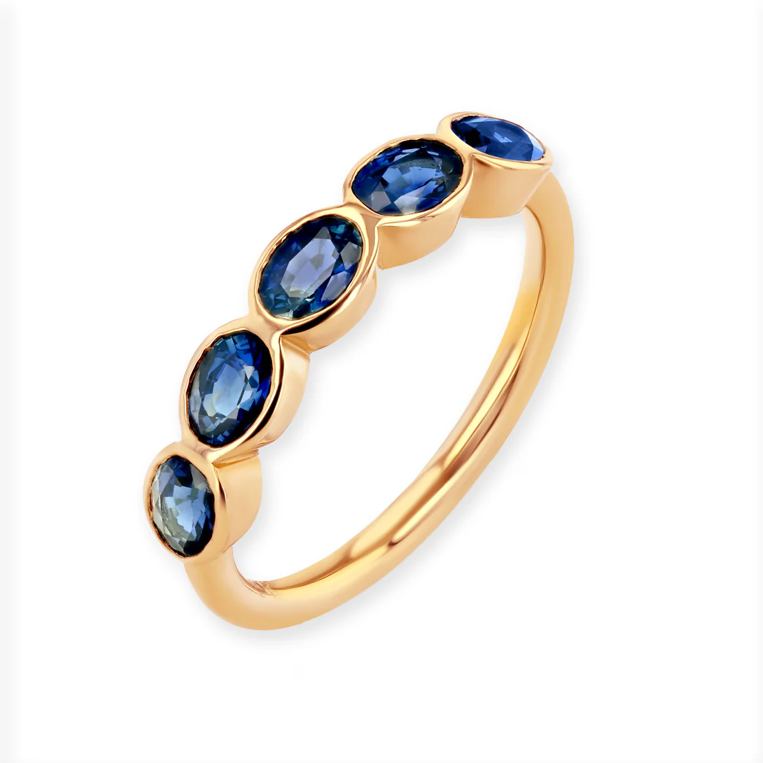 Sapphire Oval Bezel Ring - Image 4