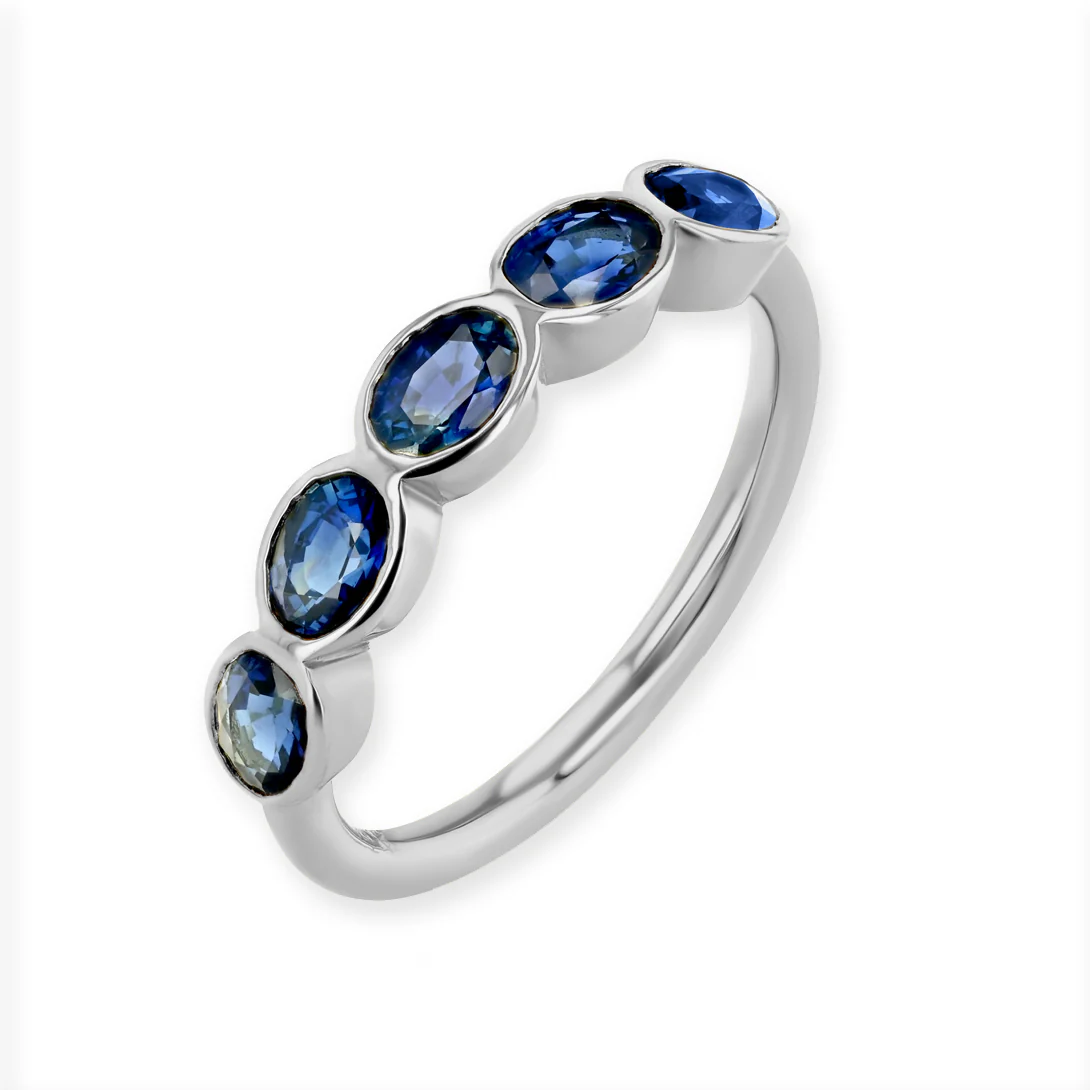 Sapphire Oval Bezel Ring - Image 5