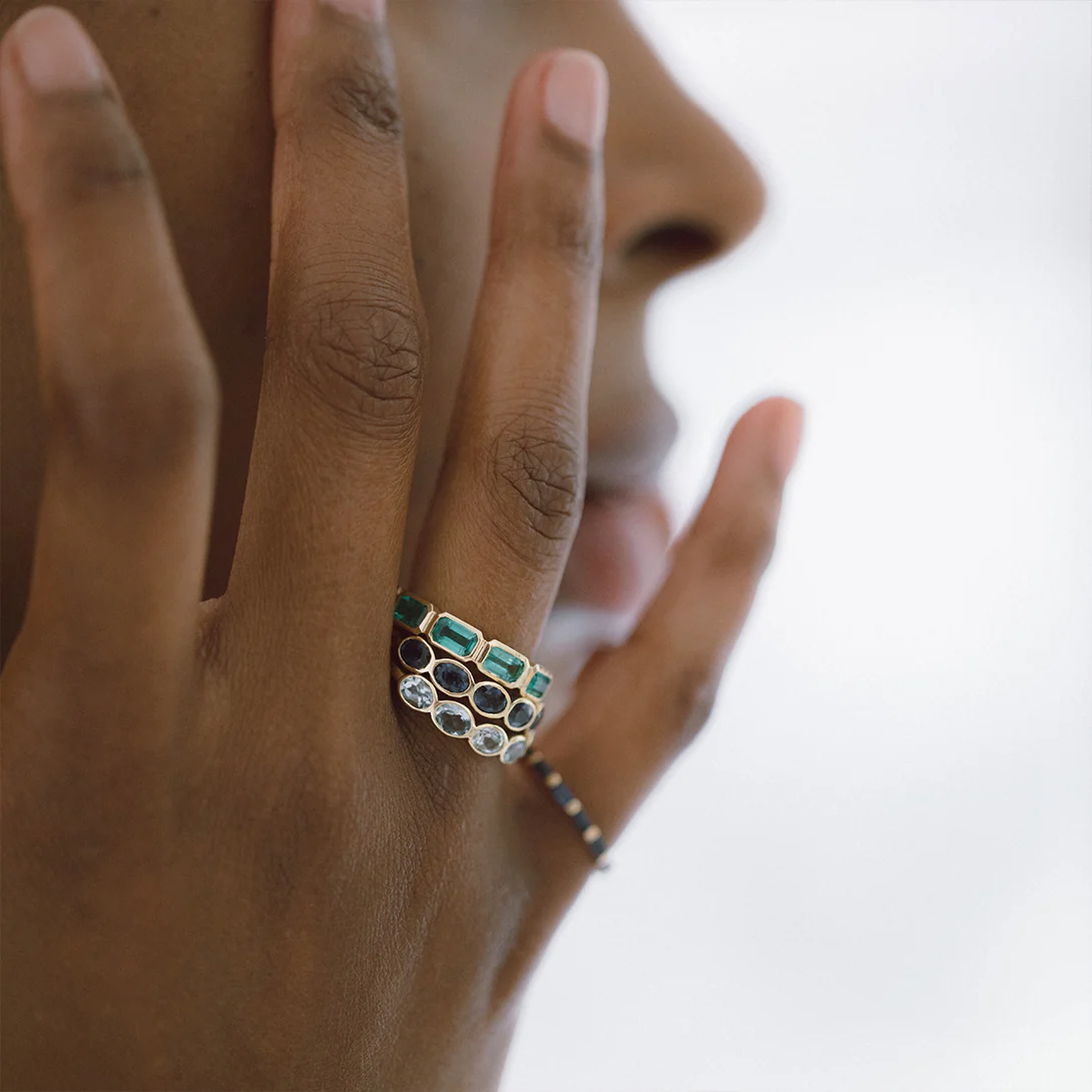 Sapphire Oval Bezel Ring - Image 6