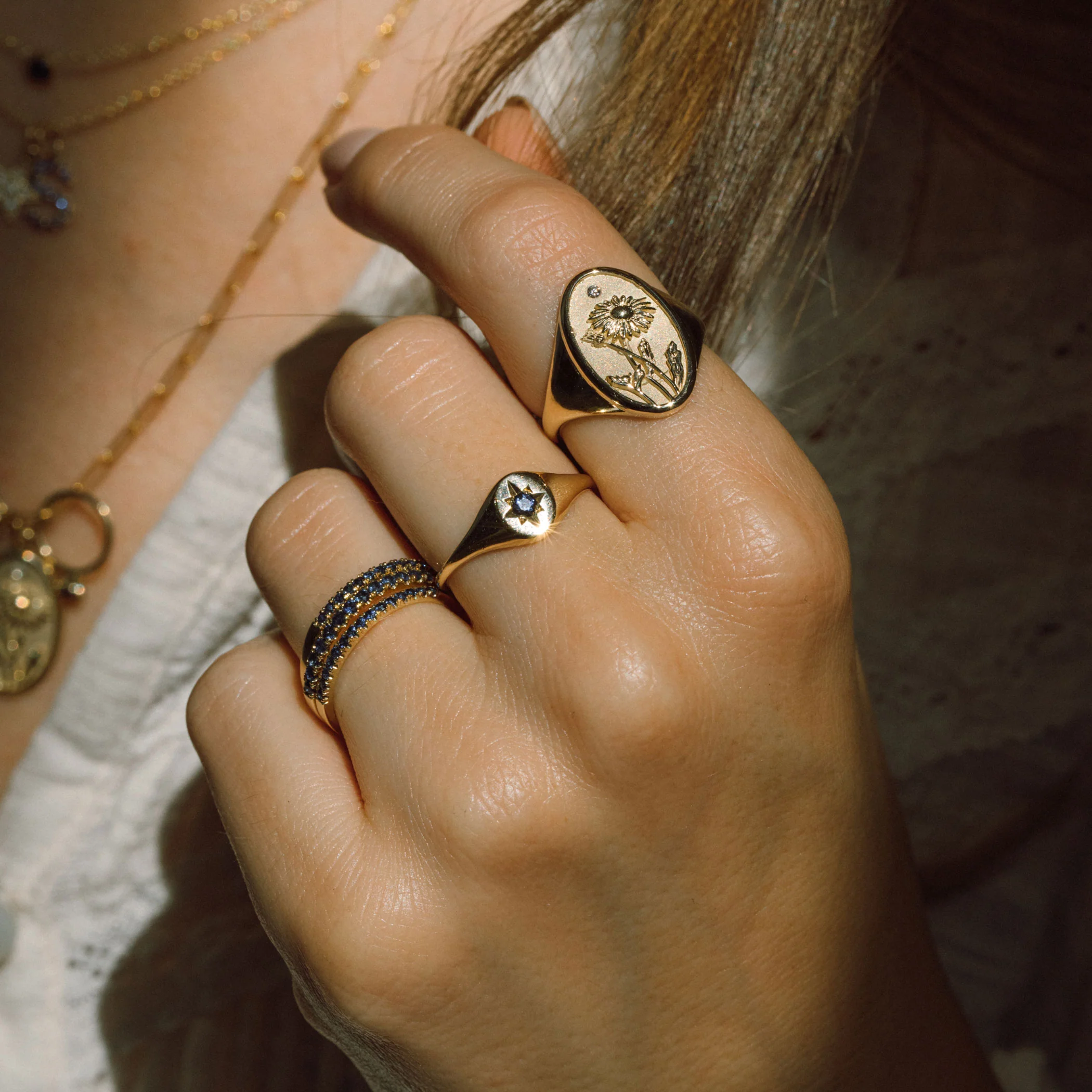 September Birth Flower Signet Ring - Image 2