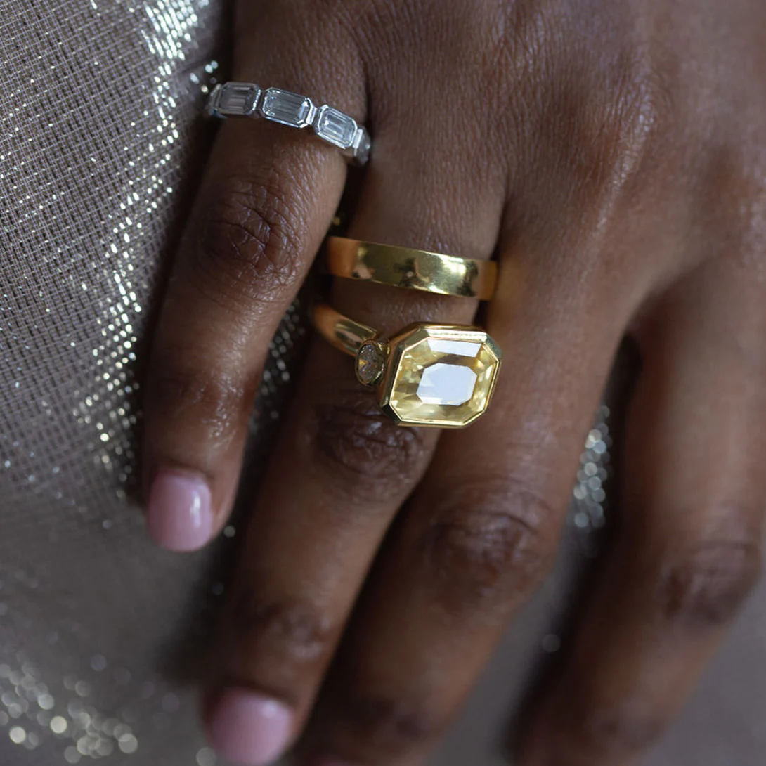 10.24ct Yellow Sapphire and Diamond Three Stone Ring - Image 2